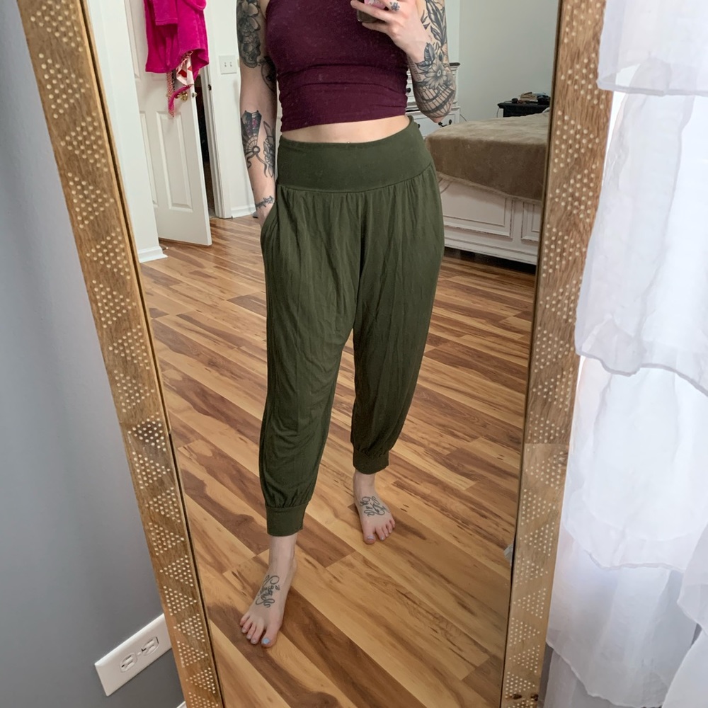 kathmandu flowy joggers
